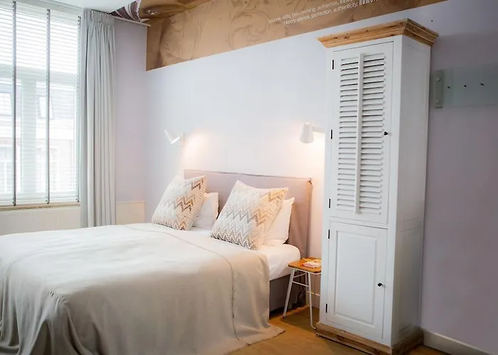 Hotel Stadsvilla Mozaic 4*